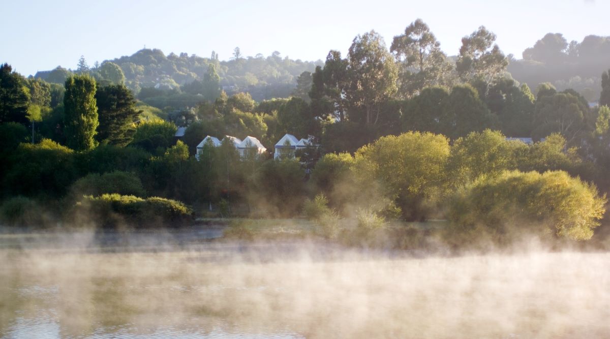 Lake-House_Daylesford_Misty-Mornings 5