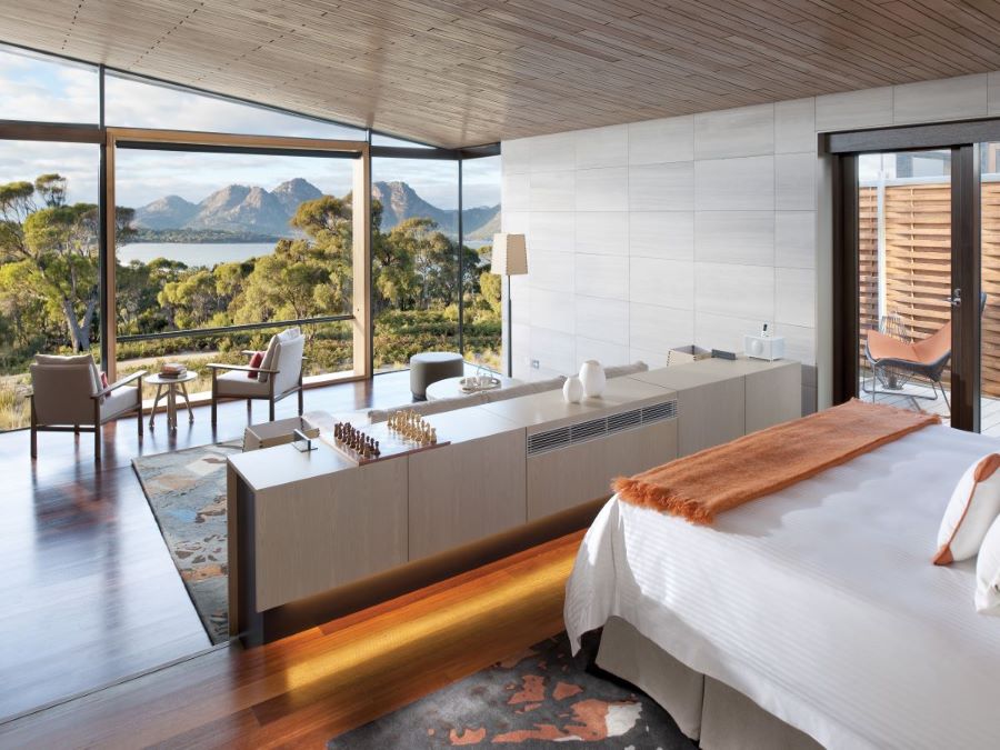 Saffire room